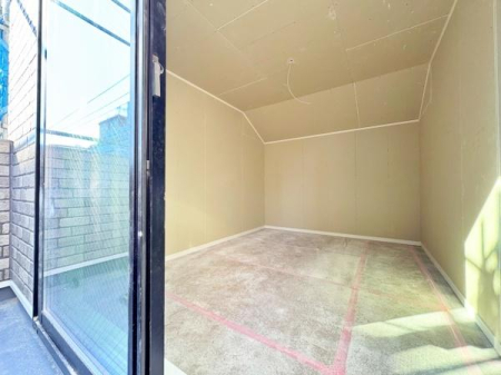 �_�ސ쌧���l�s��撆����2���ڂ̐V�z��ˌ��Ă̗m��