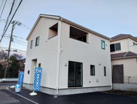 _ސ쌧s{̐VzˌĂ̑OʓH܂ތnʐ^