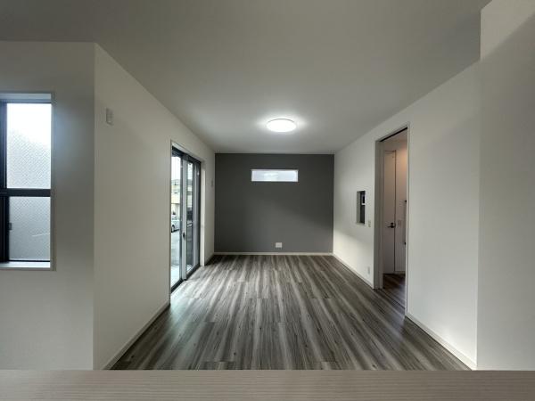 �_�ސ쌧���l�s��撆�c��4���ڂ̐V�z��ˌ��Ẵ��r���O