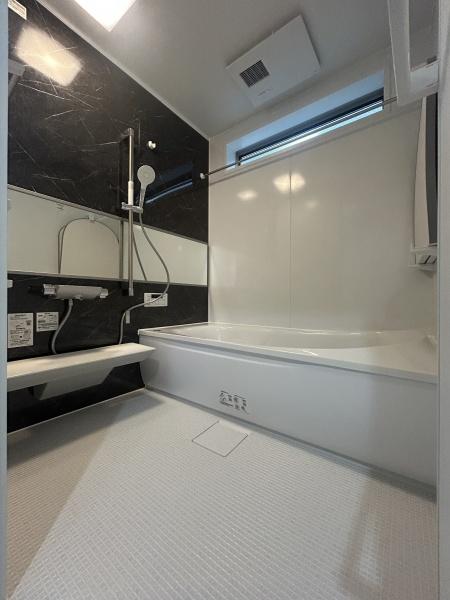 �_�ސ쌧���l�s��撆�c��4���ڂ̐V�z��ˌ��Ă̗���