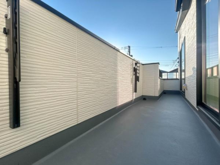 �_�ސ쌧���l�s�s�}�擌�R�c4���ڂ̐V�z��ˌ��Ẵo���R�j�[