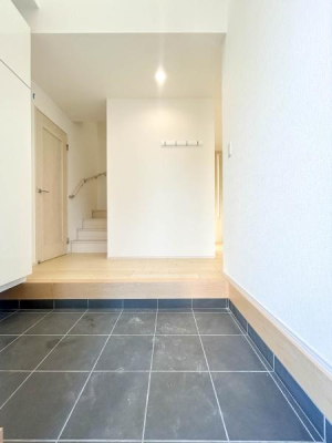 �_�ސ쌧���l�s�s�}�擌�R�c4���ڂ̐V�z��ˌ��Ă̌���