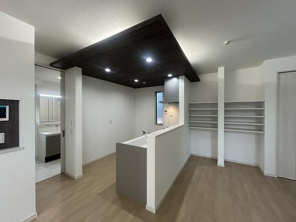 �_�ސ쌧���l�s��撆�c��4���ڂ̐V�z��ˌ��ẴL�b�`��