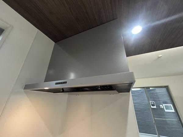 �_�ސ쌧���l�s��撆�c��4���ڂ̐V�z��ˌ��ẴL�b�`��