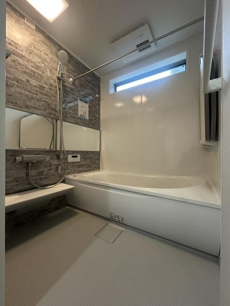 �_�ސ쌧���l�s��撆�c��4���ڂ̐V�z��ˌ��Ă̗���