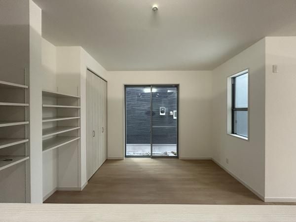 �_�ސ쌧���l�s��撆�c��4���ڂ̐V�z��ˌ��Ẵ��r���O