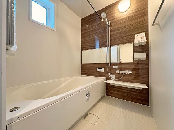 �_�ސ쌧���l�s�˒ˋ敽�˒��̐V�z��ˌ��Ă̗���