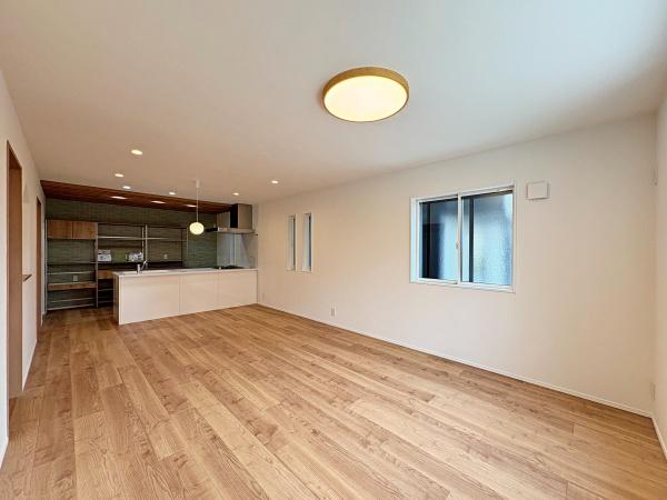 �_�ސ쌧���l�s�˒ˋ敽�˒��̐V�z��ˌ��Ẵ��r���O