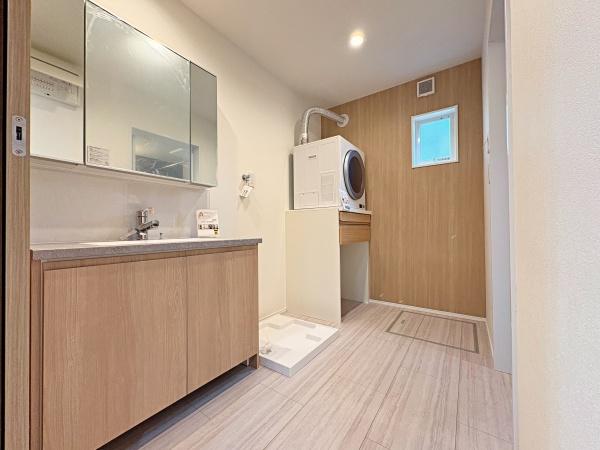 �_�ސ쌧���l�s�˒ˋ敽�˒��̐V�z��ˌ��Ẵ��r���O