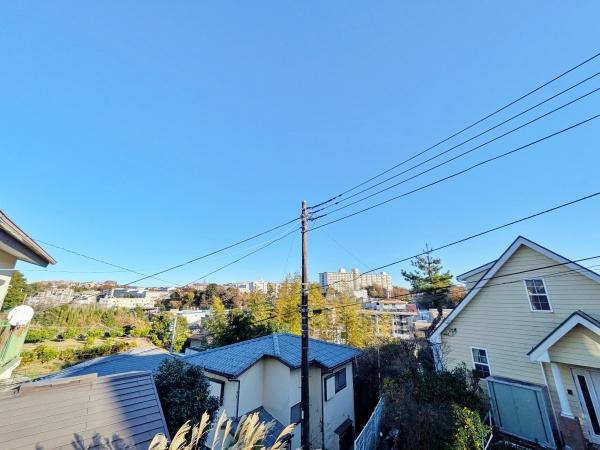 �_�ސ쌧���l�s�˒ˋ敽�˒��̐V�z��ˌ��Ă̏Z�˂���̒��]�ʐ^