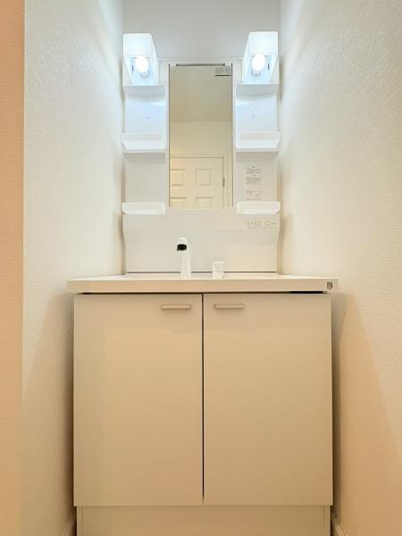 �_�ސ쌧���l�s�ۓy�P�J���꒬�̒��È�ˌ��Ă̐��ʑ�E���ʏ�