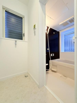 �_�ސ쌧���l�s�ۓy�P�J���꒬�̒��È�ˌ��Ă̗���