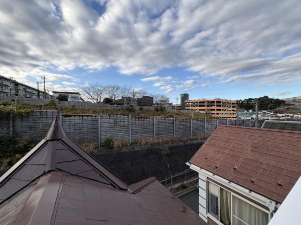 �_�ސ쌧���l�s�ۓy�P�J���꒬�̒��È�ˌ��Ă̏Z�˂���̒��]�ʐ^