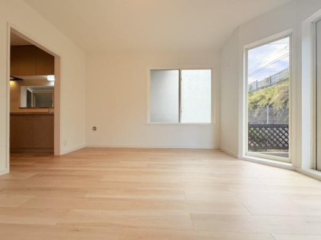 �_�ސ쌧���l�s�ۓy�P�J���꒬�̒��È�ˌ��Ẵ��r���O