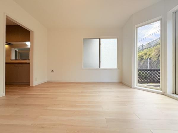 �_�ސ쌧���l�s�ۓy�P�J���꒬�̒��È�ˌ��Ẵ��r���O