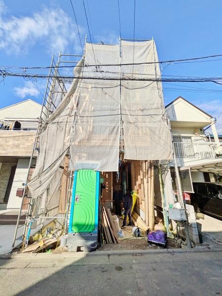 �_�ސ쌧���l�s�����Z�Y3���ڂ̐V�z��ˌ��Ă̌��n�O�ώʐ^