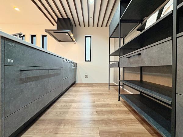 �_�ސ쌧���l�s�˒ˋ敽�˒��̐V�z��ˌ��ẴL�b�`��