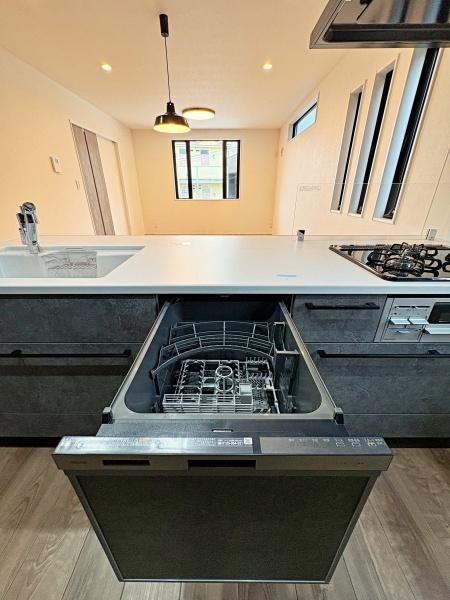 �_�ސ쌧���l�s�˒ˋ敽�˒��̐V�z��ˌ��ẴL�b�`��