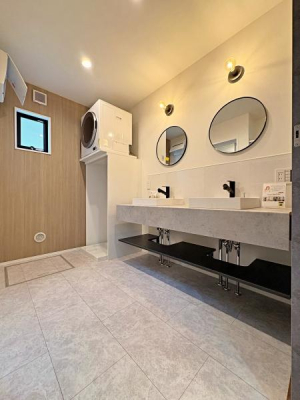 �_�ސ쌧���l�s�˒ˋ敽�˒��̐V�z��ˌ��Ă̐��ʑ�E���ʏ�