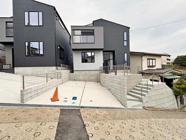 �_�ސ쌧���l�s�˒ˋ敽�˒��̐V�z��ˌ��Ă̂��̑����n