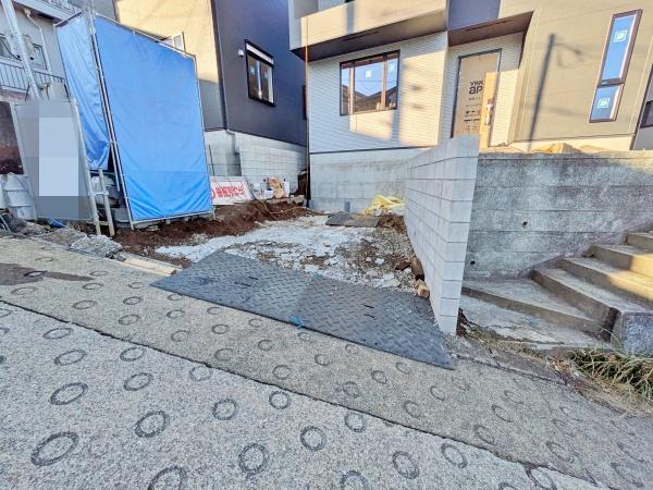 �_�ސ쌧���l�s�˒ˋ敽�˒��̐V�z��ˌ��Ă̒��ԏ�