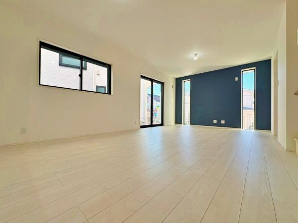 �_�ސ쌧���l�s�`��擌�i�J3���ڂ̐V�z��ˌ��Ẵ��r���O