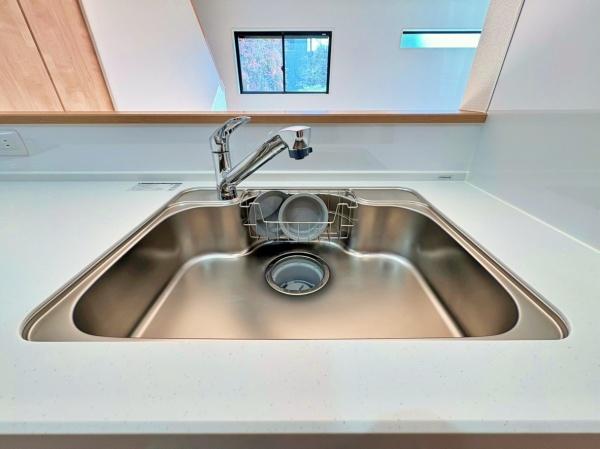 �_�ސ쌧���l�s�`��擌�i�J3���ڂ̐V�z��ˌ��ẴL�b�`��