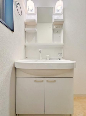 �_�ސ쌧���s������㖃��6���ڂ̒��È�ˌ��Ă̐��ʑ�E���ʏ�