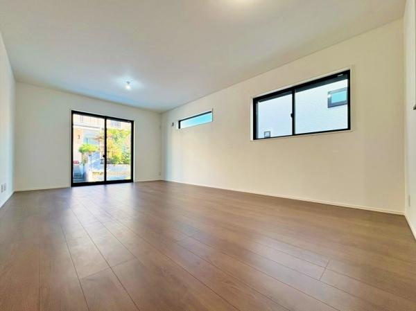 �_�ސ쌧���l�s�`��擌�i�J3���ڂ̐V�z��ˌ��Ẵ��r���O