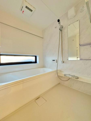 �_�ސ쌧���l�s����折���J��1���ڂ̐V�z��ˌ��Ă̗���