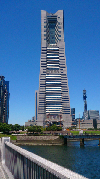 �_�ސ쌧���l�s����ԍ璬4���ڂ̒��È�ˌ��Ă̎��ӊ�