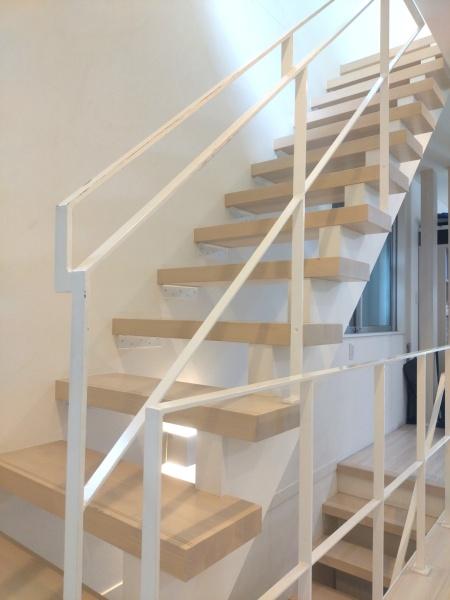 �_�ސ쌧���l�s����ԍ璬4���ڂ̒��È�ˌ��Ă̂��̑�����