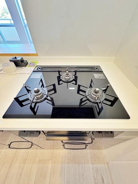 �_�ސ쌧���{��s���ݒ�3���ڂ̒��Ã}���V�����̃L�b�`��