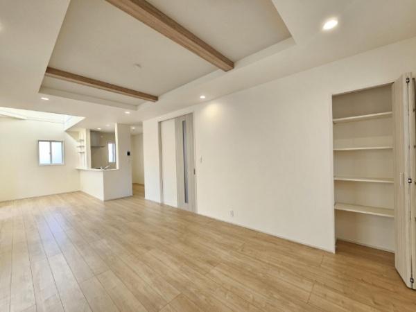 �_�ސ쌧���l�s���J�拴��3���ڂ̐V�z��ˌ��Ẵ��r���O