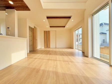 �_�ސ쌧���l�s���J�拴��3���ڂ̐V�z��ˌ��Ẵ��r���O