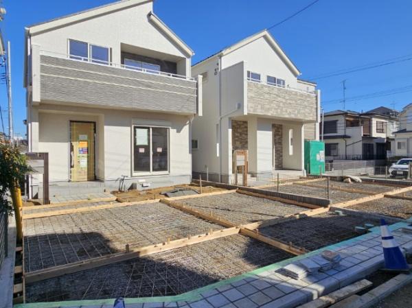 �_�ސ쌧���l�s���J�拴��3���ڂ̐V�z��ˌ��Ă̑O�ʓ��H�܂ތ��n�ʐ^