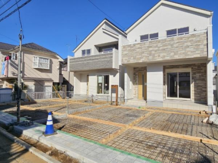 �_�ސ쌧���l�s���J�拴��3���ڂ̐V�z��ˌ��Ă̑O�ʓ��H�܂ތ��n�ʐ^