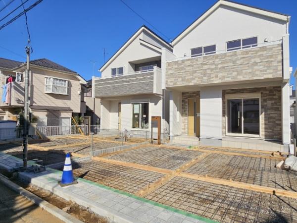 �_�ސ쌧���l�s���J�拴��3���ڂ̐V�z��ˌ��Ă̑O�ʓ��H�܂ތ��n�ʐ^