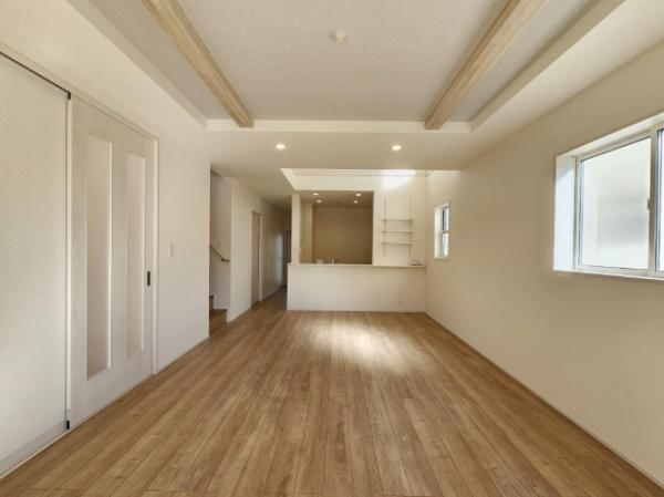 �_�ސ쌧���l�s���J�拴��3���ڂ̐V�z��ˌ��Ẵ��r���O