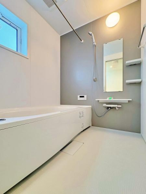 �_�ސ쌧���l�s���J�拴��3���ڂ̐V�z��ˌ��Ă̗���