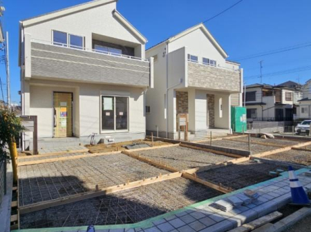 �_�ސ쌧���l�s���J�拴��3���ڂ̐V�z��ˌ��Ă̑O�ʓ��H�܂ތ��n�ʐ^