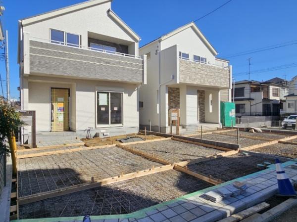 �_�ސ쌧���l�s���J�拴��3���ڂ̐V�z��ˌ��Ă̑O�ʓ��H�܂ތ��n�ʐ^