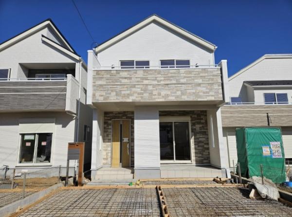 �_�ސ쌧���l�s���J�拴��3���ڂ̐V�z��ˌ��Ă̒��ԏ�