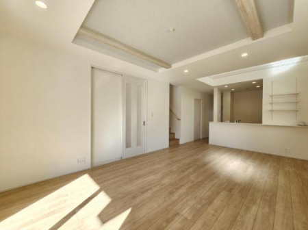 �_�ސ쌧���l�s���J�拴��3���ڂ̐V�z��ˌ��Ẵ��r���O