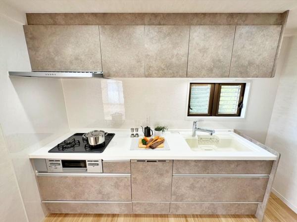 �_�ސ쌧���l�s���捪�ݒ�2���ڂ̒��Ã}���V�����̃L�b�`��