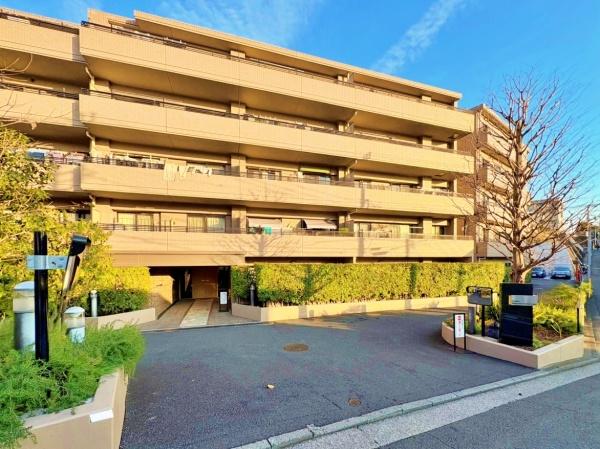 �_�ސ쌧���l�s�_�ސ��O�c�򉺒��̒��Ã}���V�����̌��n�O�ώʐ^