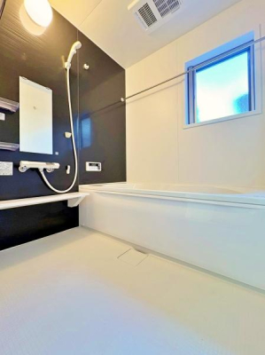 �_�ސ쌧����s�P�s6���ڂ̐V�z��ˌ��Ă̗���