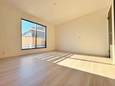 �_�ސ쌧����s�P�s6���ڂ̐V�z��ˌ��Ă̗m��