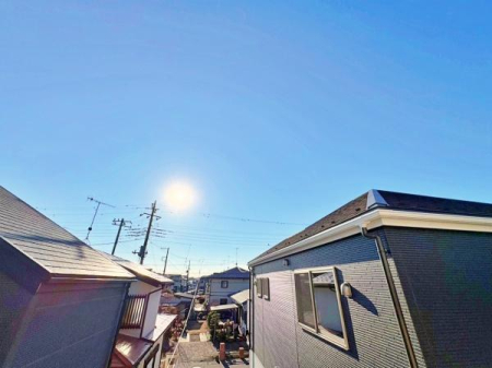 �_�ސ쌧����s�P�s6���ڂ̐V�z��ˌ��Ă̏Z�˂���̒��]�ʐ^