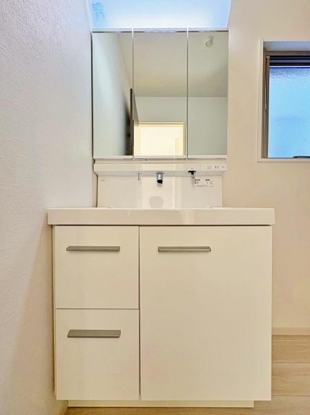 �_�ސ쌧����s�P�s6���ڂ̐V�z��ˌ��Ă̐��ʑ�E���ʏ�